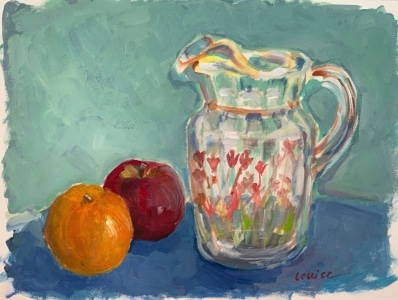 Glass-pitcher-with-fruit